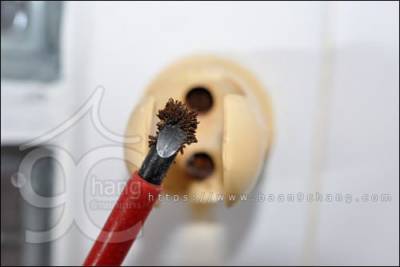 สนิมเกาะเยอะ ติดปลายไขควงมาขนาดนี้