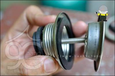 ภาพโดยรวมในการติดตั้งสะดืออ่างล้างหน้า แบบแยกส่วนก็จะประมาณนี้