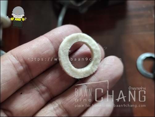 แผ่นผ้าสักหลาดแห้งมากๆ ปัญหาความฝืดของพัดลมถึงเกิดขึ้น