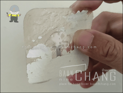 ตะขอแขวนติดผนัง ไม่ต้องเจาะ ไม่ทำร้ายผนังจริงหรือ?