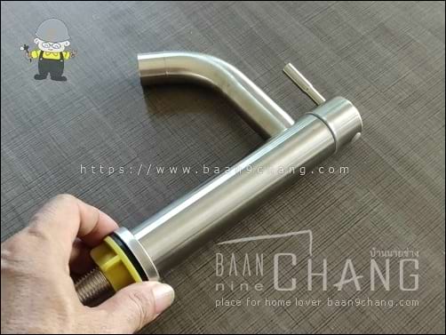 ก๊อกน้ำสแตนเลส ราคาถูก ตัวนี้ซื้อจากร้านออนไลน์ เน้นถูก เค้าก็ลดคุณภาพชิ้นส่วนให้เราด้วยเช่นกัน