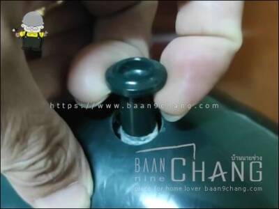 ปุ่มดึกหยุดส่ายพัดลม ดึงให้หยุด กดให้ส่าย ตอนนี้กลับมาทำงานได้ดีตามเดิมแล้ว